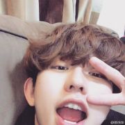 小娱钟爱蔡徐坤