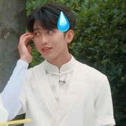 一条很困的Jun