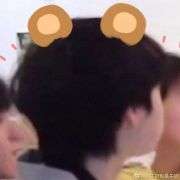 歪歪不正y
