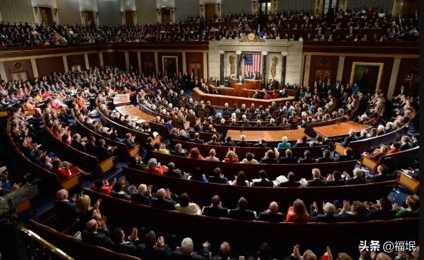 美国众议院和参议院的区别在哪，在实际政治中，哪个权力更大？