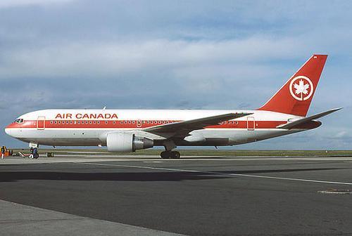 加拿大航空两飞机来中国空机返回是什么原因？